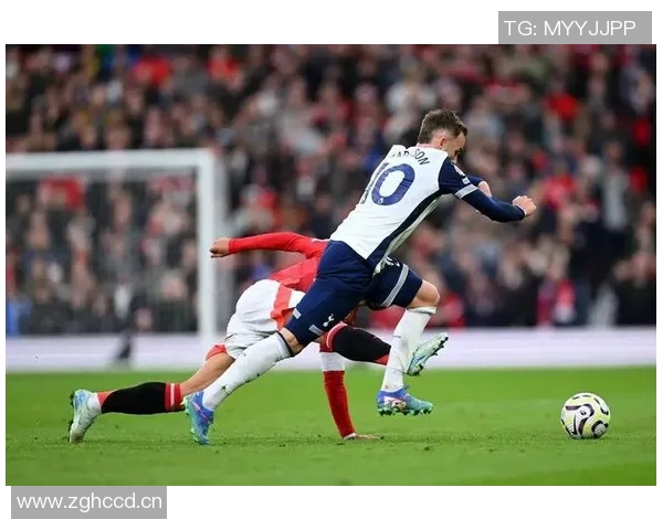 VAR判罚争议盘点足球史上十大经典误判案例解析