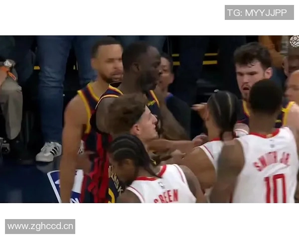 冲突升级!库里与教练发生激烈争执 冲突升级!库里与教练发生激烈争执