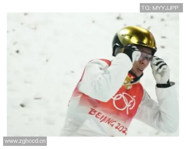 中国选手打破亚洲跳远纪录,教练当场落泪 中国选手打破亚洲跳远纪录,教练当场落泪