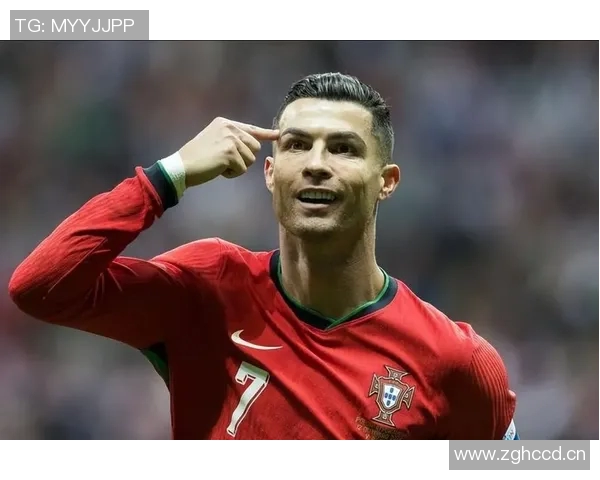 C罗暗示退役时间，球迷炸锅！