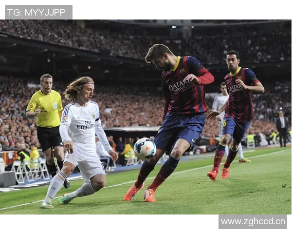 C罗社媒发声回应争议事件澄清误解并重申个人立场